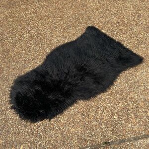 Black shaggy rug